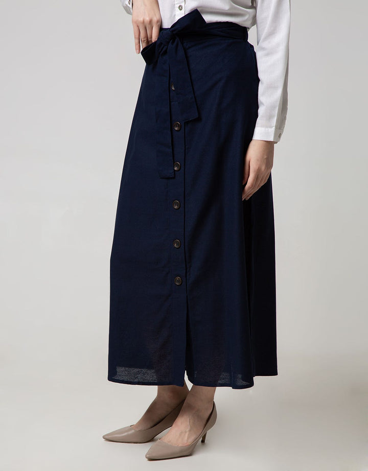 Annisa Rami Horn Button Skirt