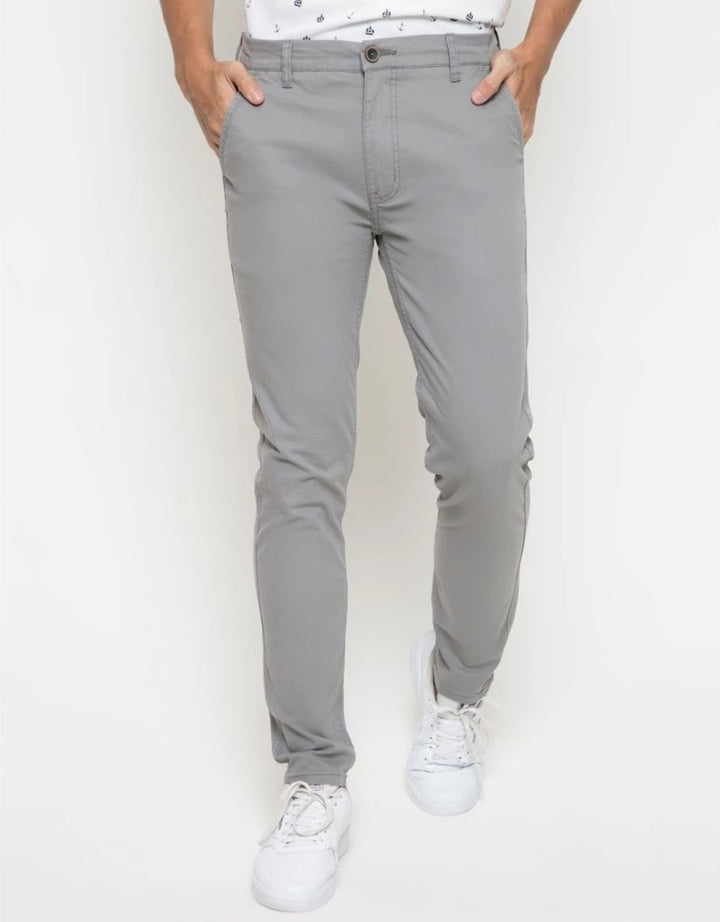 Nevada Celana Chinos Slim Fit Pria