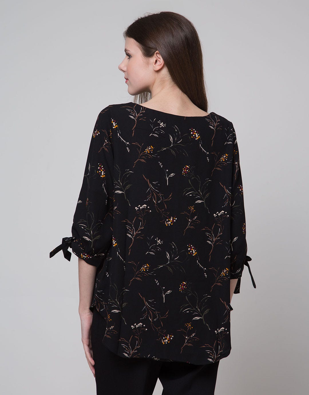 St. Yves Bow Sleeve Blouse Wanita