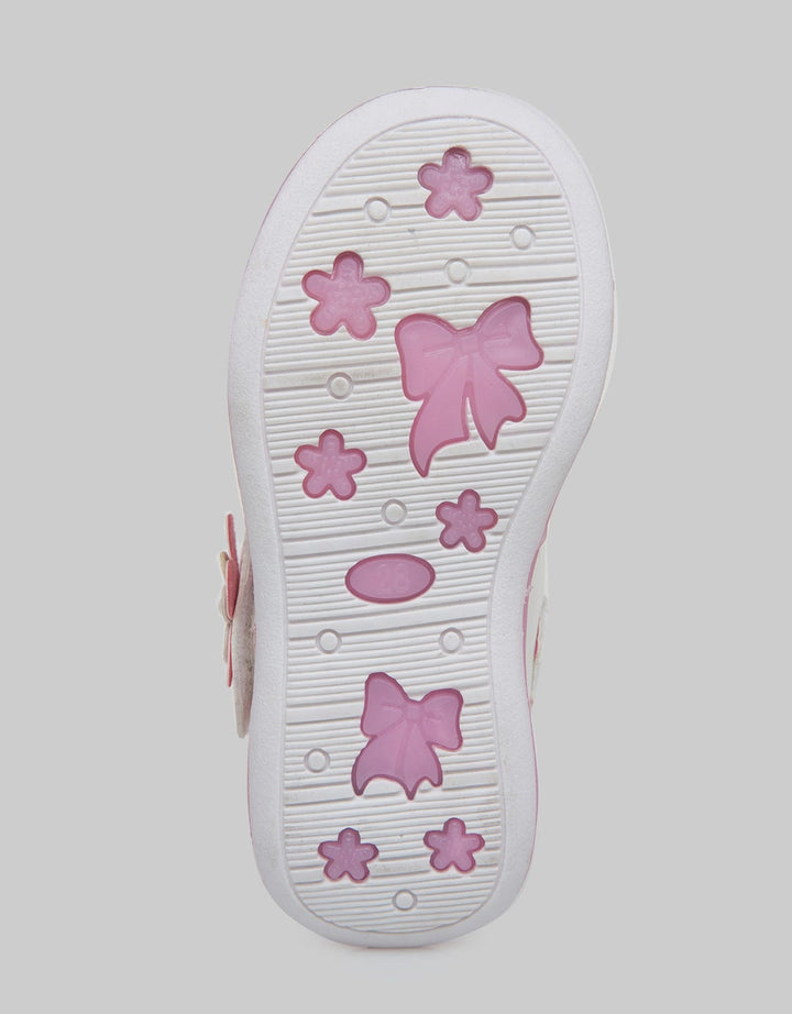 MARY JANE SHOES GIRL