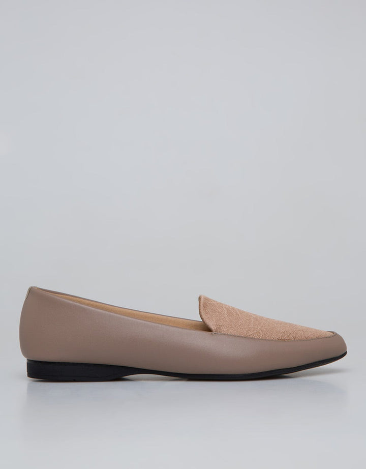 Connexion Moccasin Shoes Chic