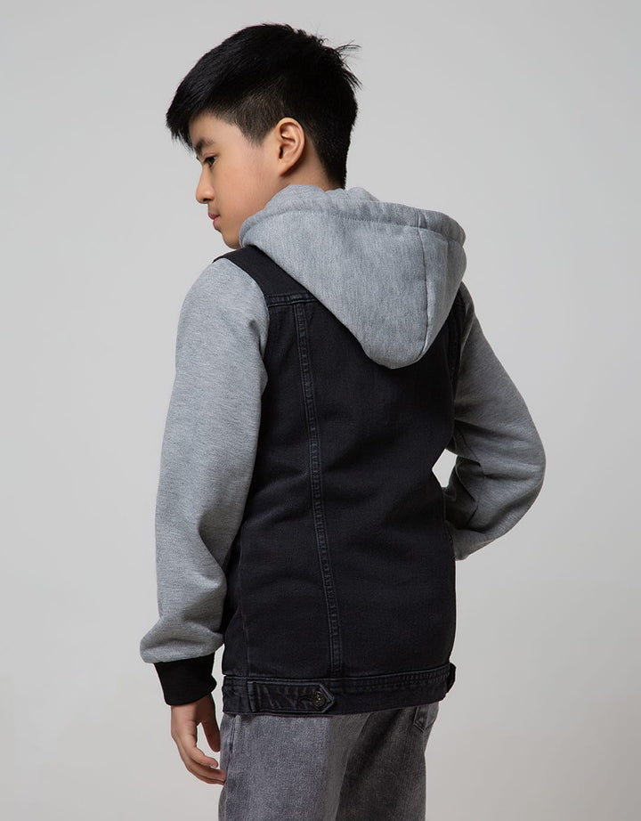 DESTROYED DENIM JACKET