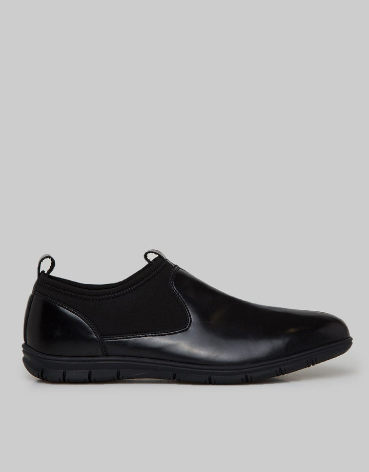 SLIP ON MEN