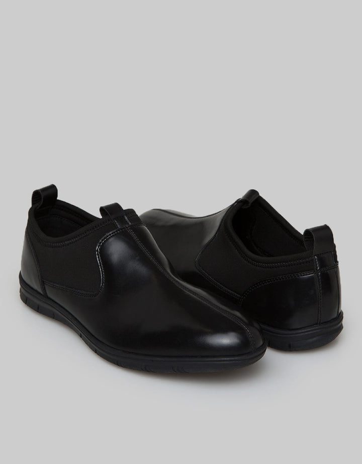 SLIP ON MEN