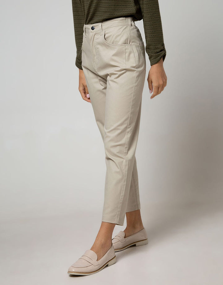 Nevada Mutli Buttons Celana Panjang Wanita