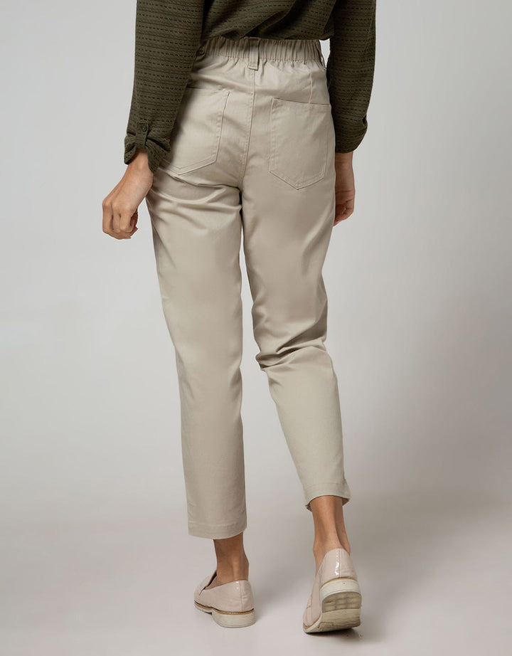 Nevada Mutli Buttons Celana Panjang Wanita