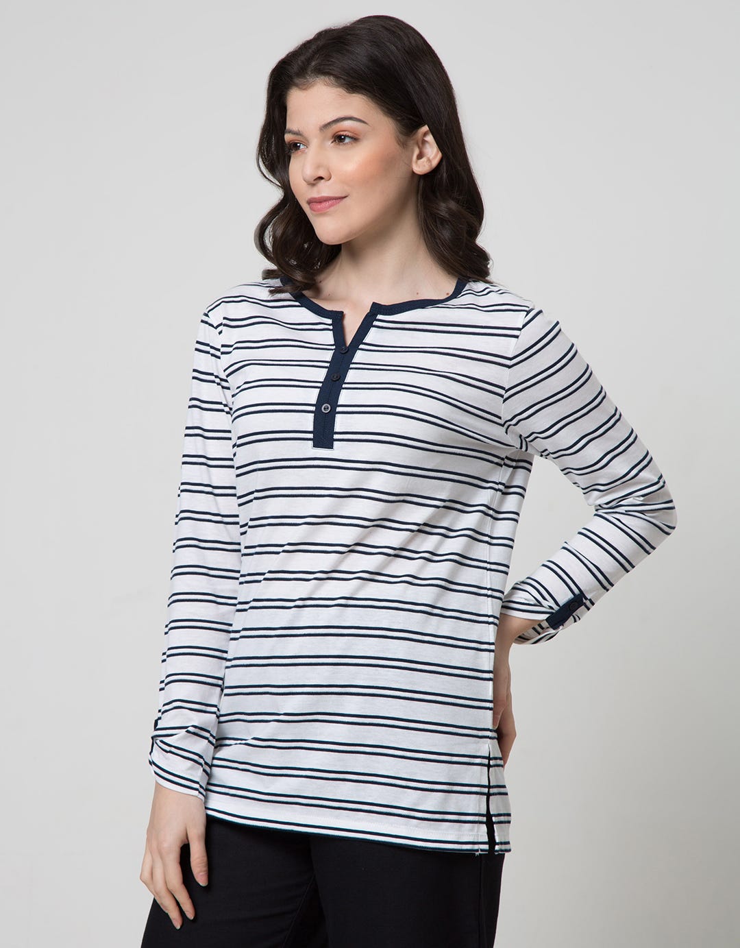 LS T-SHIRT V HENLEY