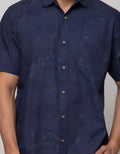 SS SHIRT PRINT LEAVE