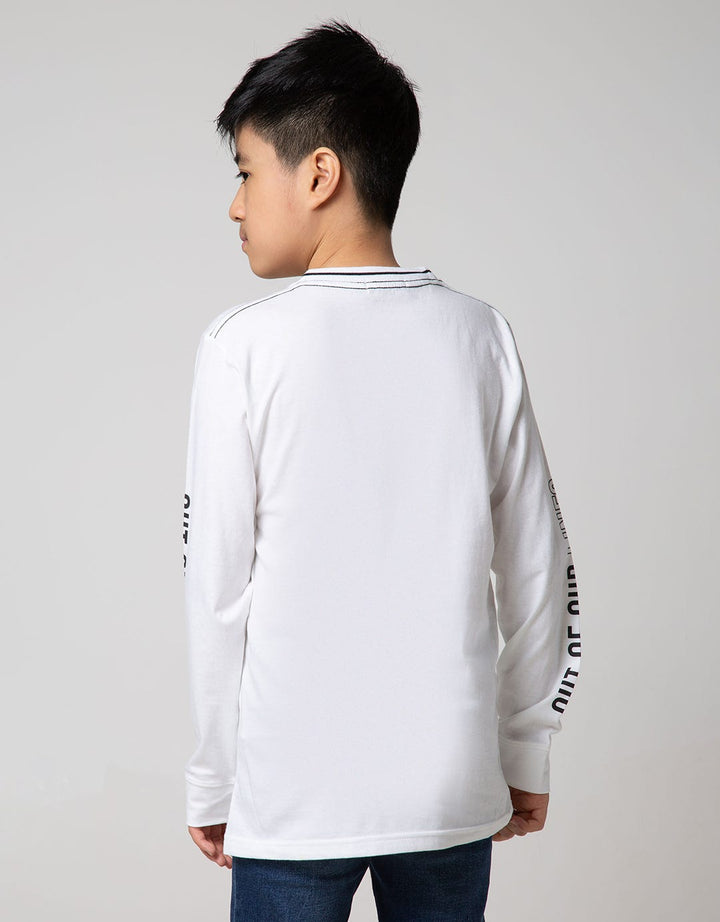 LS TSHIRT UNIVERSE T