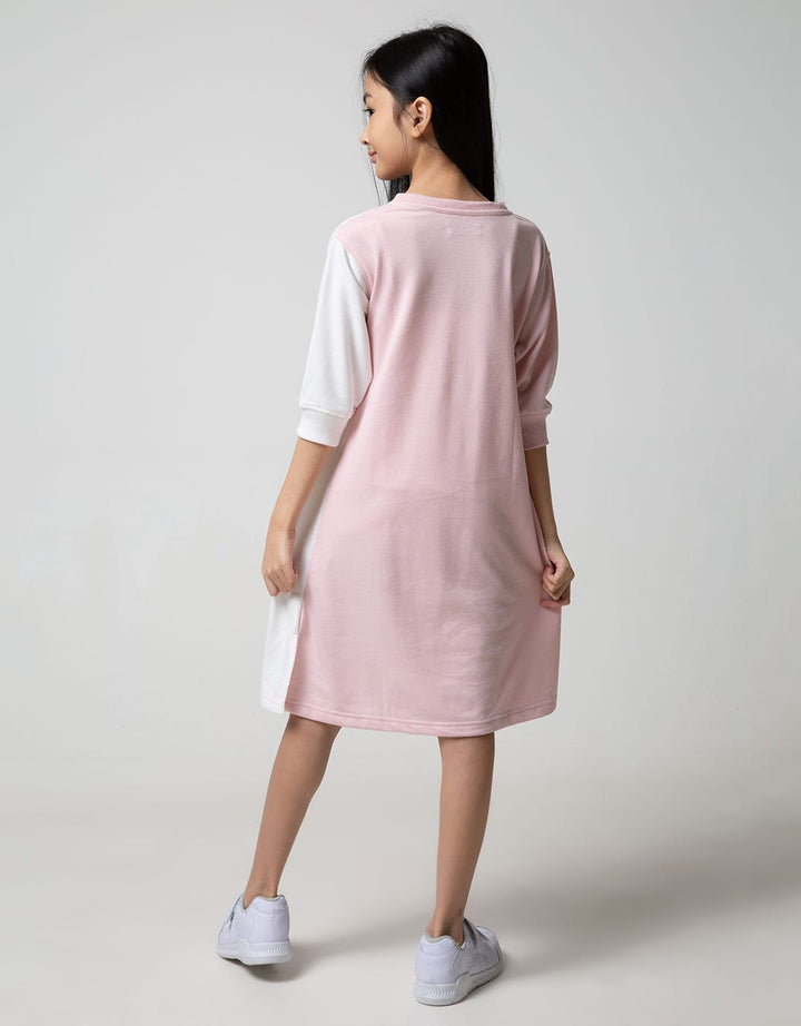 DRESS BEAR SIT ON
