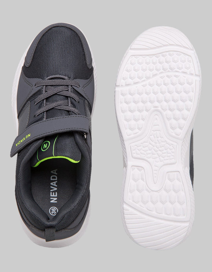 SNEAKERS SHOELACE