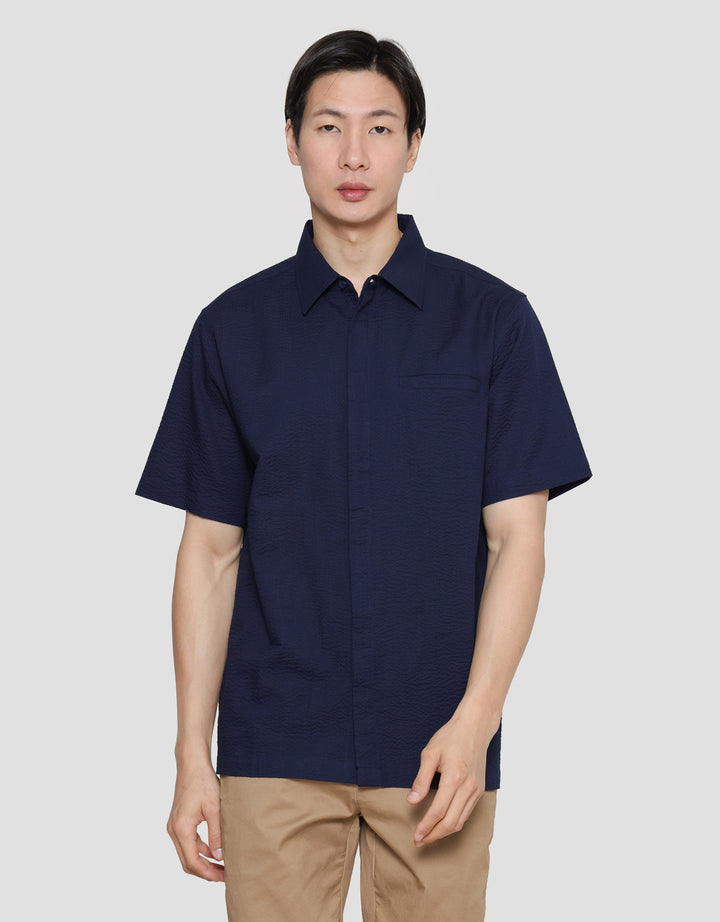 Cole Solid Sheersuckers Kemeja Pria