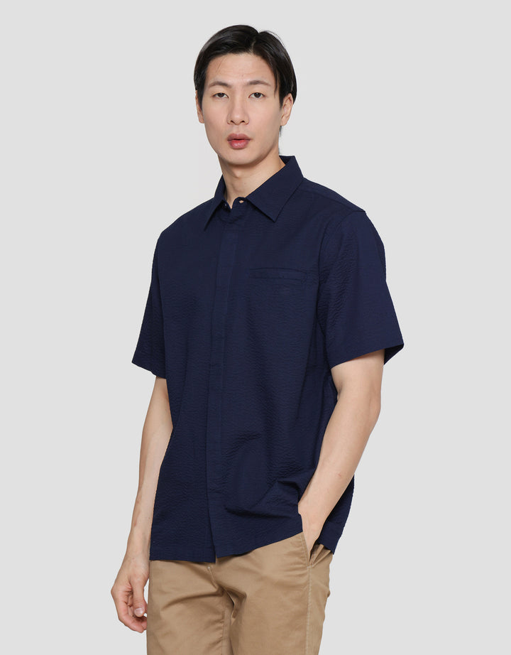 Cole Solid Sheersuckers Kemeja Pria