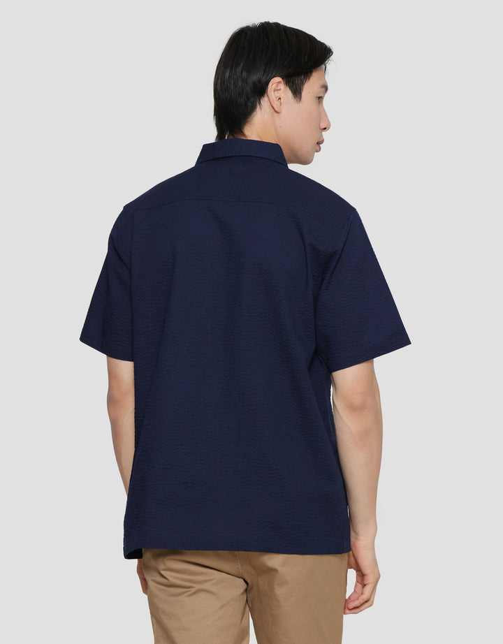 Cole Solid Sheersuckers Kemeja Pria