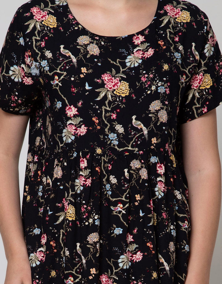 St. Yves Short Sleeve Midi Dress