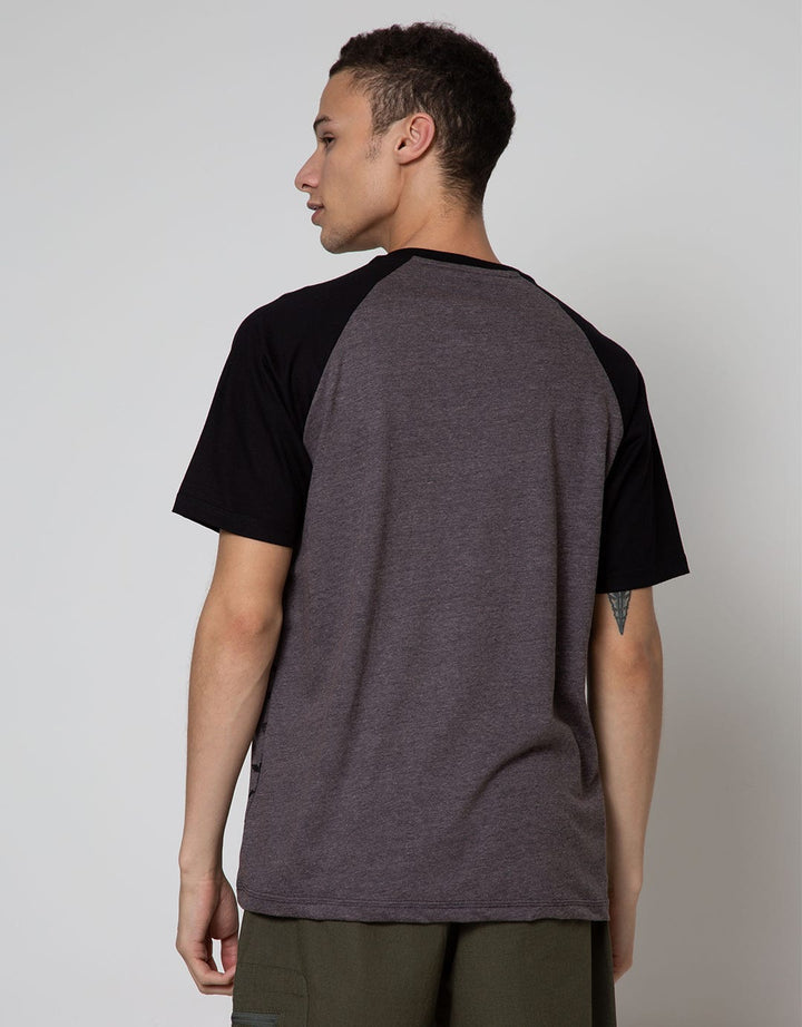 SS RAGLAN T-SHIRT