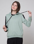 Nevada Cut Sewb Sweater Wanita