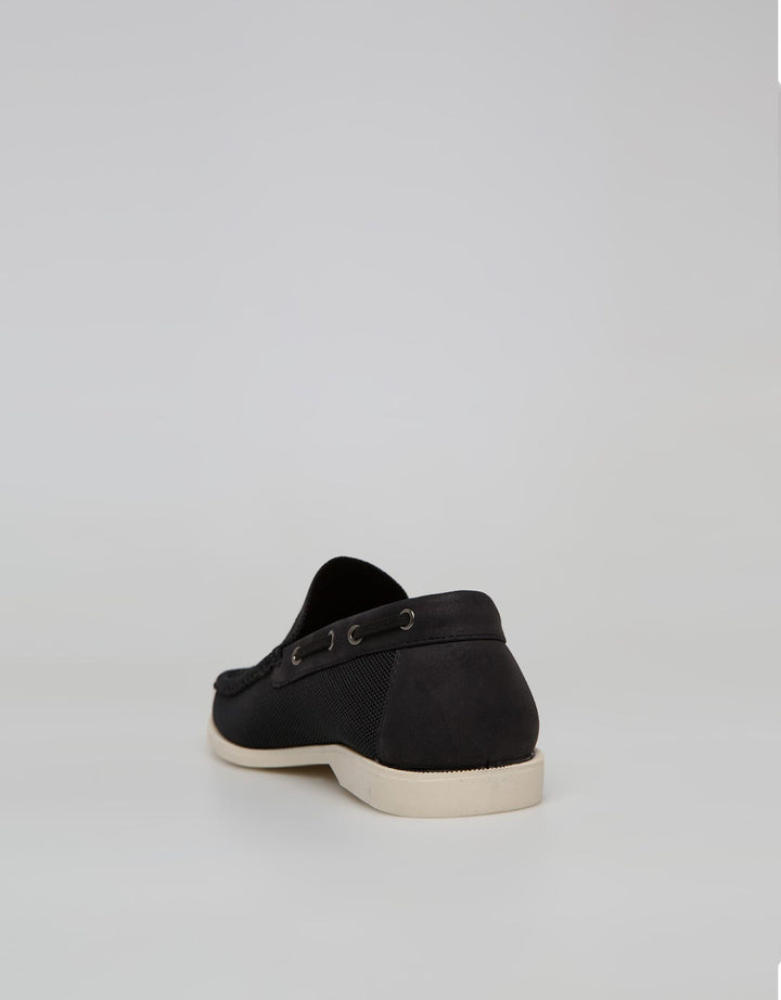 MOCCASIN SHOES MEN