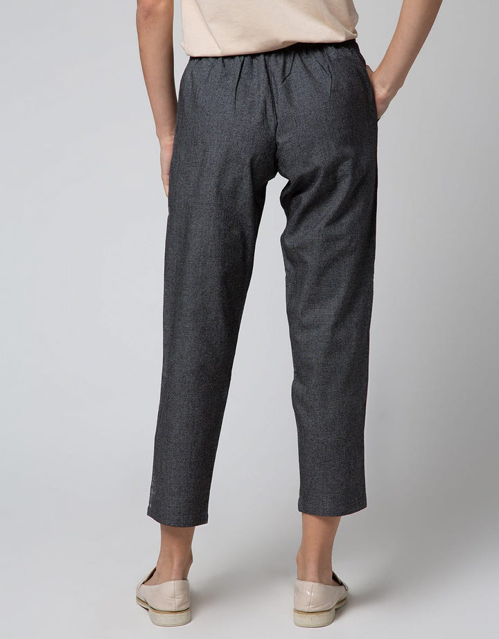 Details of Long Pants Tapered Small Check