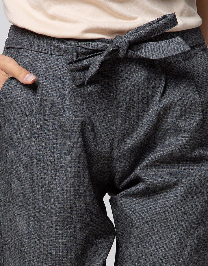 Details of Long Pants Tapered Small Check