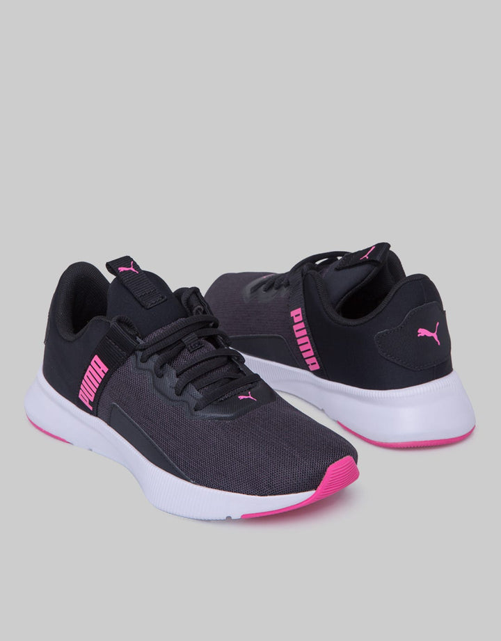 RUNNING SHOES Flyer