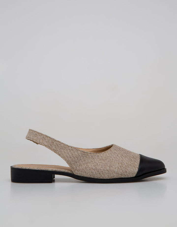 MOCCASIN SHOES