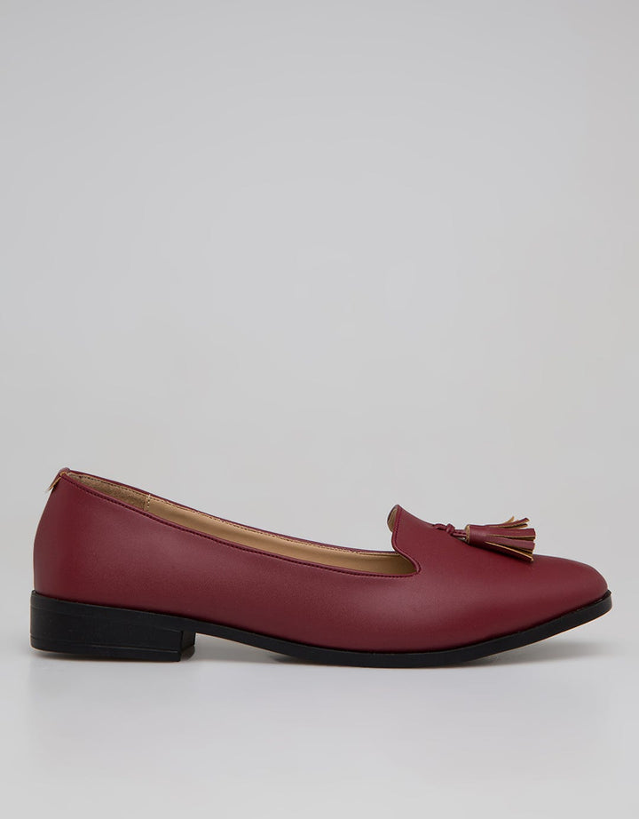 MOCCASIN SHOES
