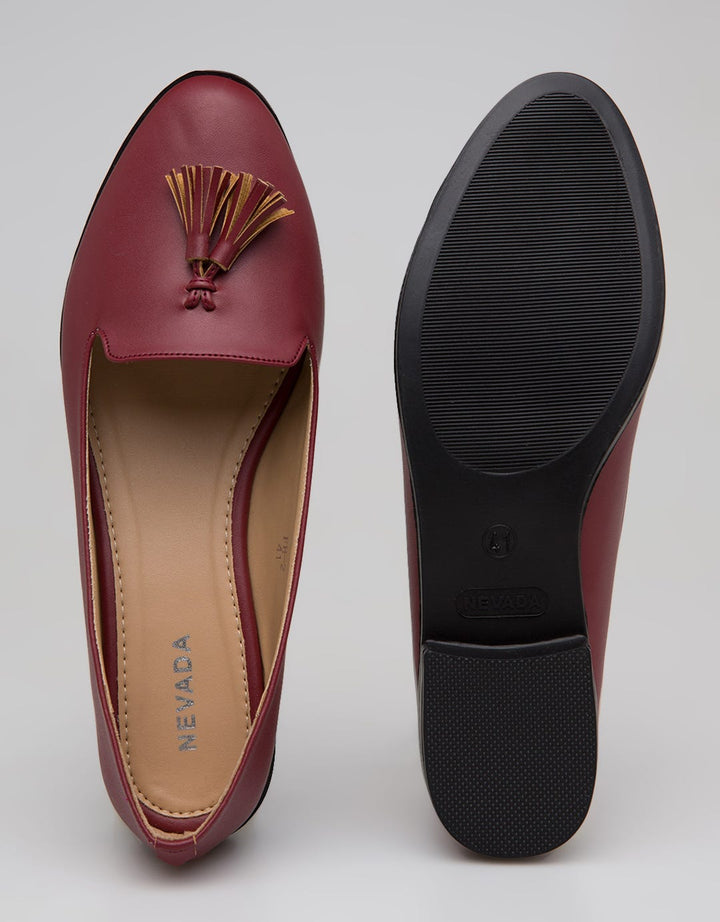 MOCCASIN SHOES