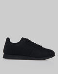 SNEAKERS SHOELACE