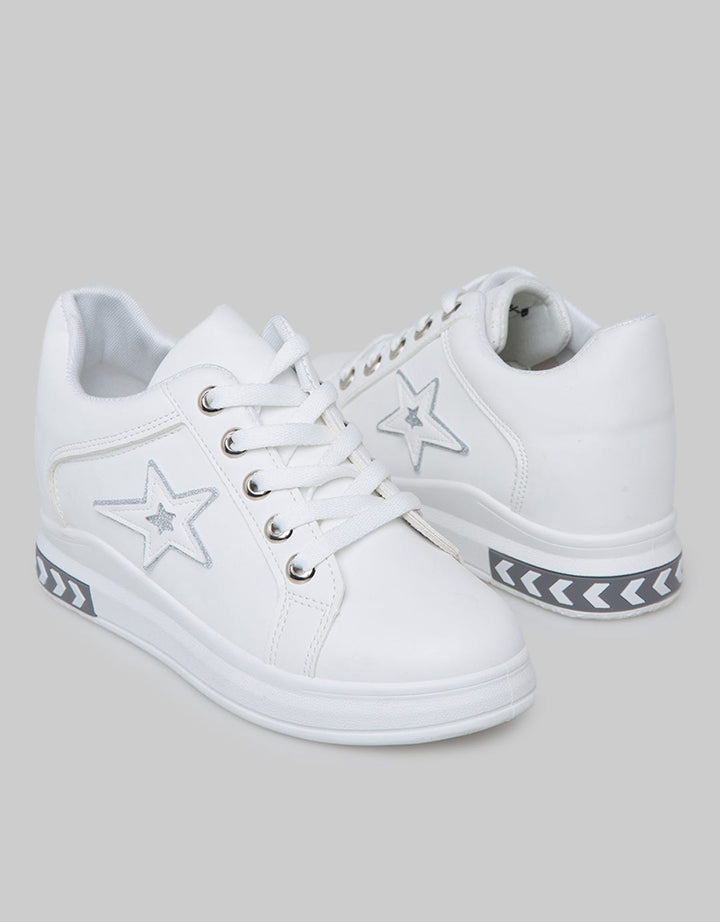 Laviola Star Patch Sneakers