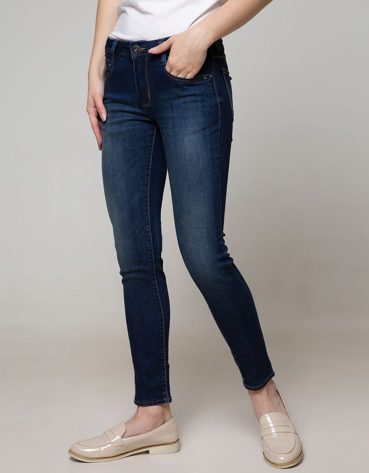 Cardinal Girl Casual Washed Jeans