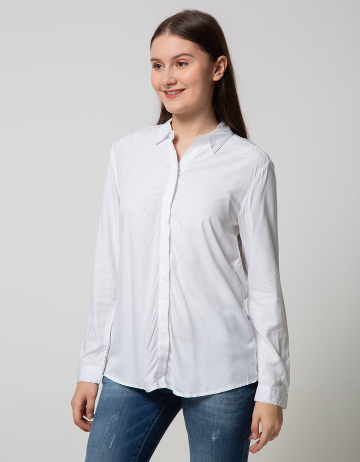 Whitney Jeans Shirt Logo