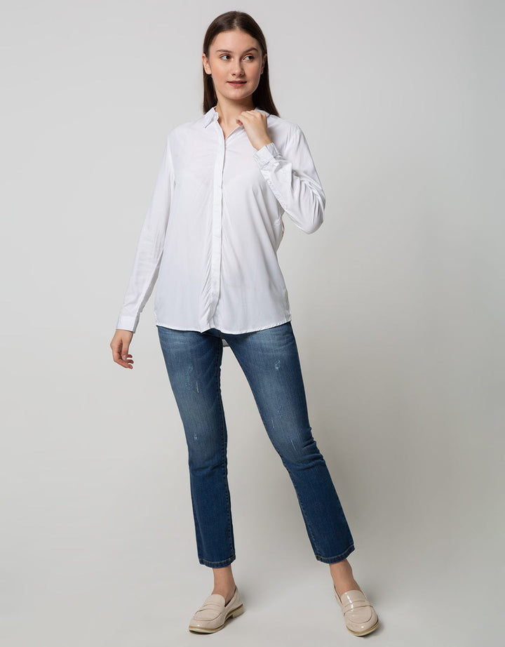 Whitney Jeans Shirt Logo
