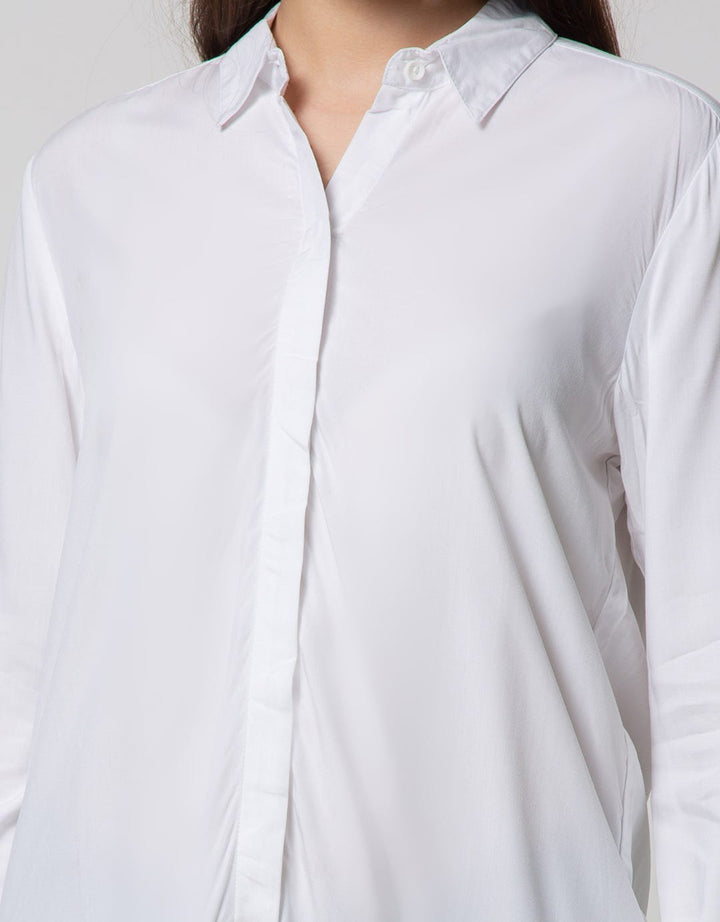 Whitney Jeans Shirt Logo