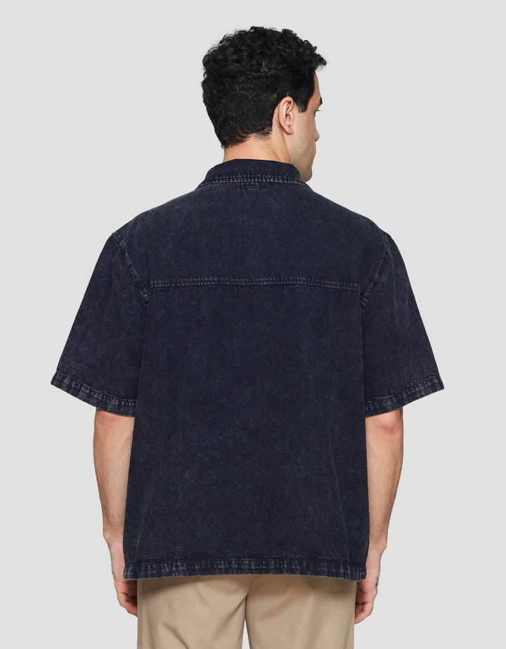 Nevada Woven Top Light Denim Boxy Kemeja Pria