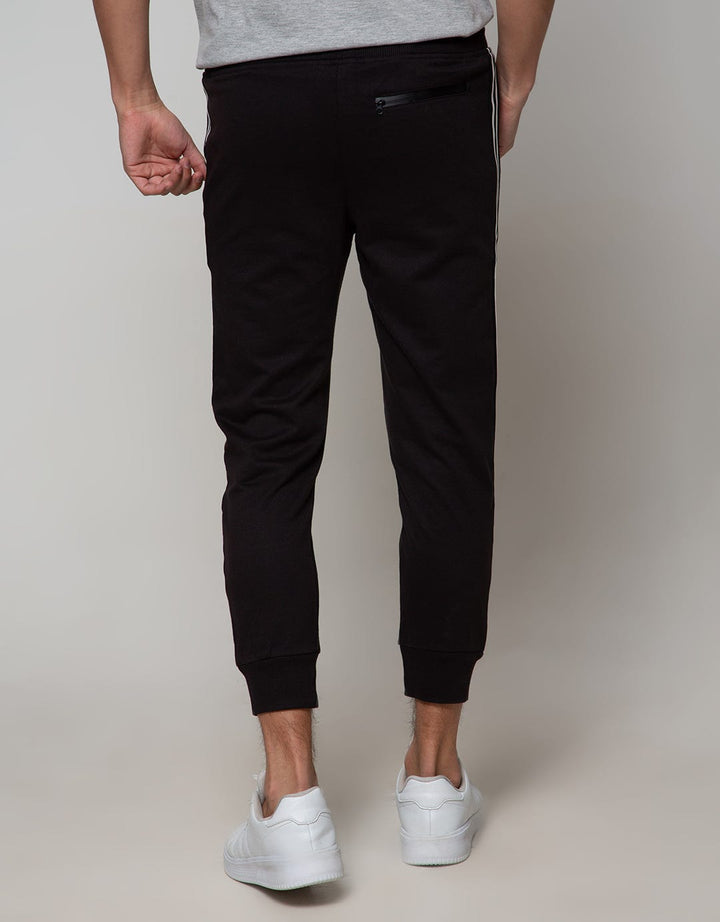 American Jeans Jogger With Manset On Side