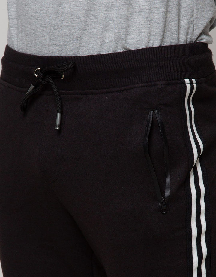 American Jeans Jogger With Manset On Side