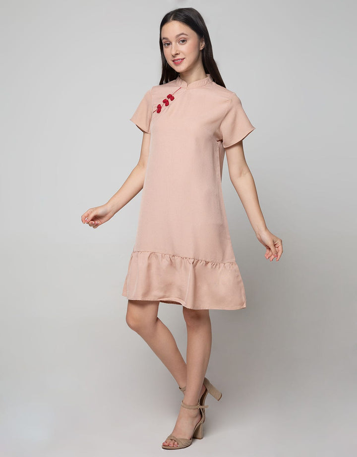 Details Short Sleeve Midi Dress Solid