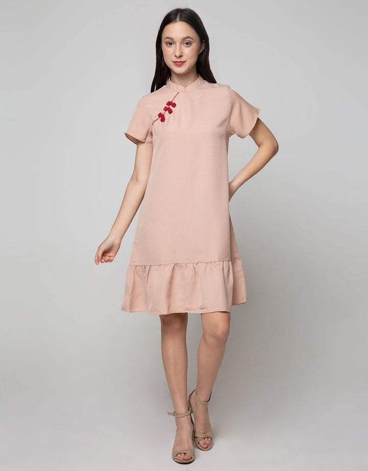 Details Short Sleeve Midi Dress Solid