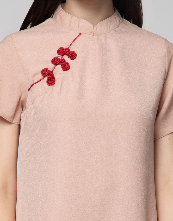 Details Short Sleeve Midi Dress Solid