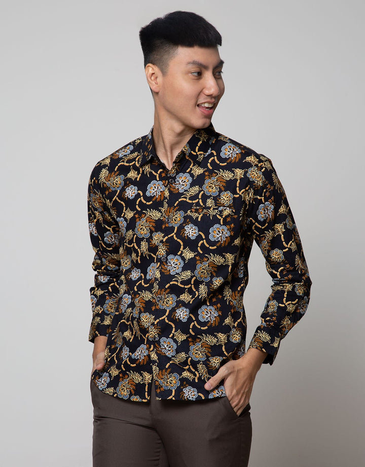 Bali Lestari Slimfit Lengan Panjang Cowok