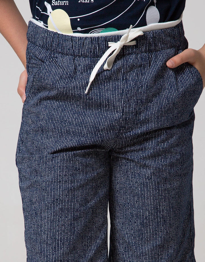 Nevada Short Woven Crop Line Abstract