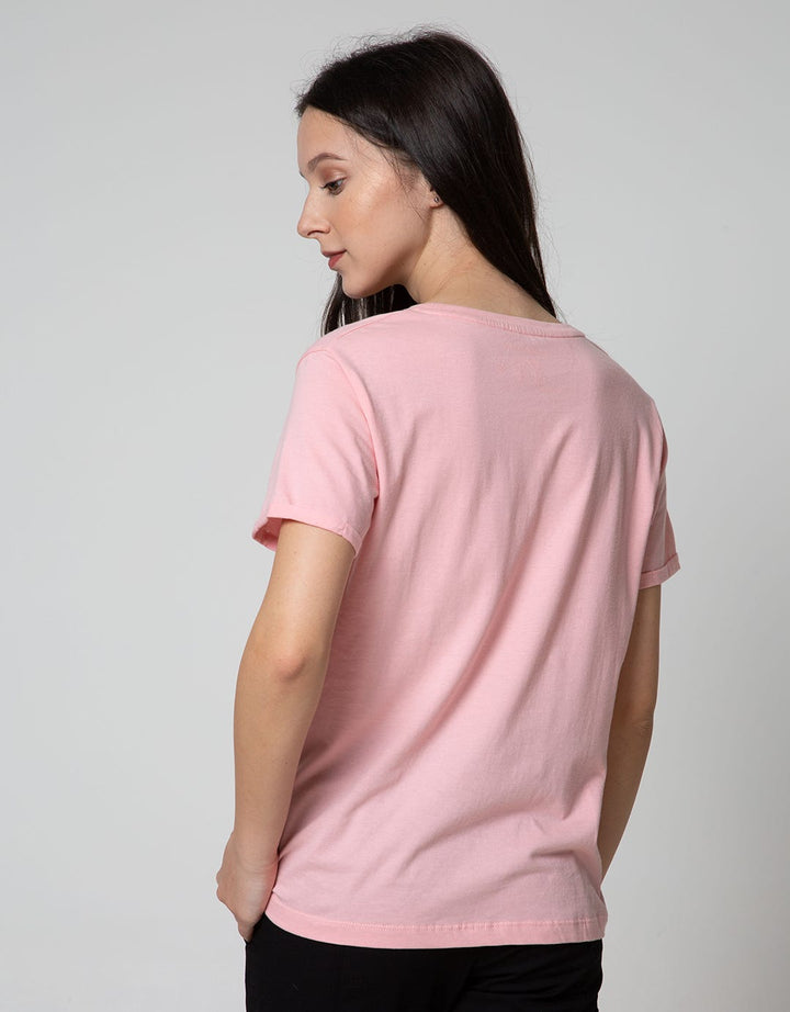 Phenomenal T-Shirt Pocket Curve