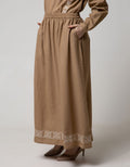 Annisa Maxi Skirt Hem Embro Twinning