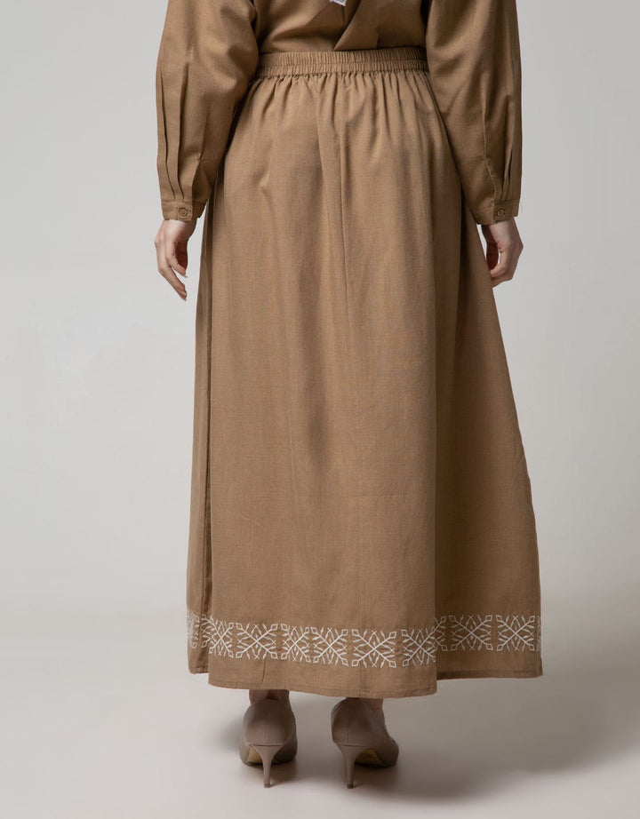 Annisa Maxi Skirt Hem Embro Twinning