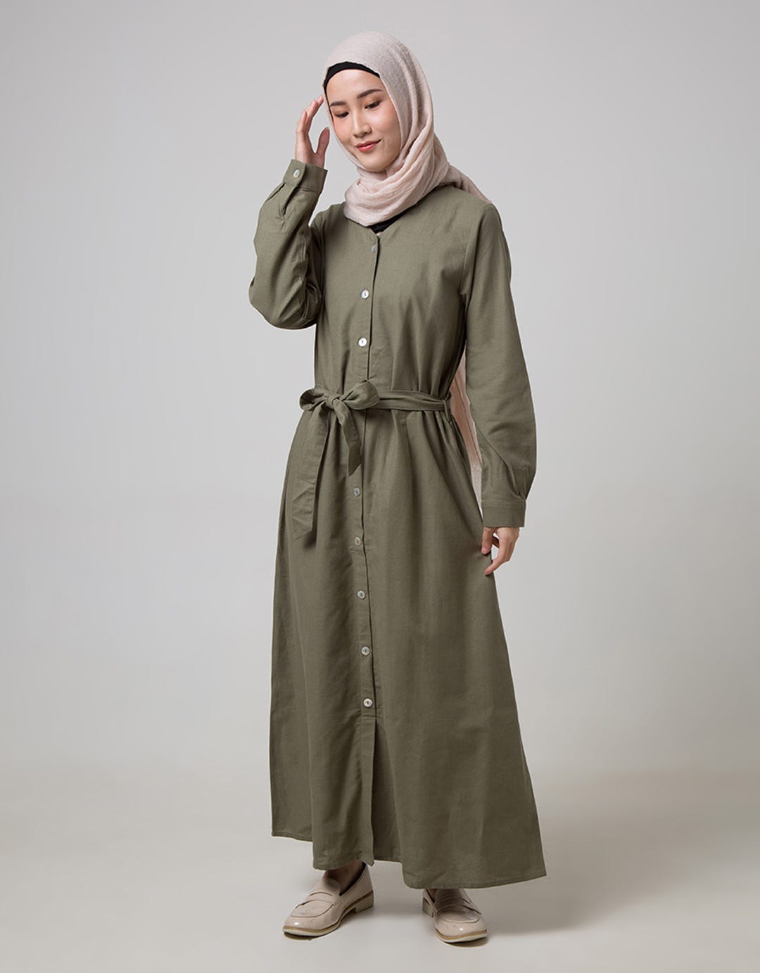 Annisa Ls Maxi Gamis L With Button Detail