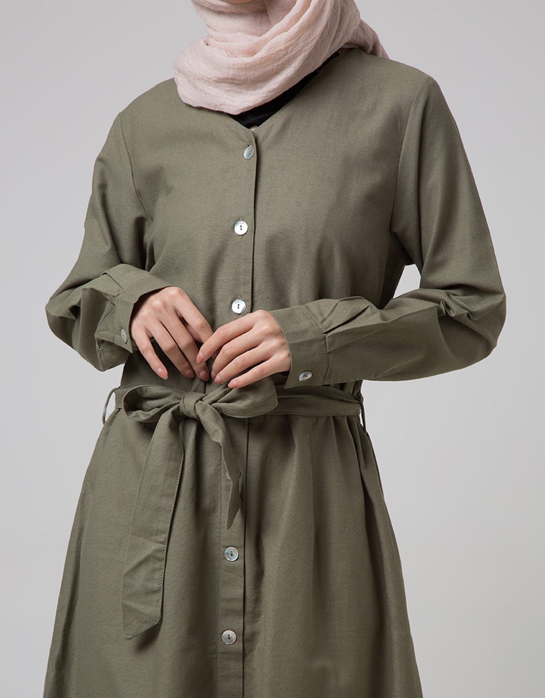 Annisa Ls Maxi Gamis L With Button Detail
