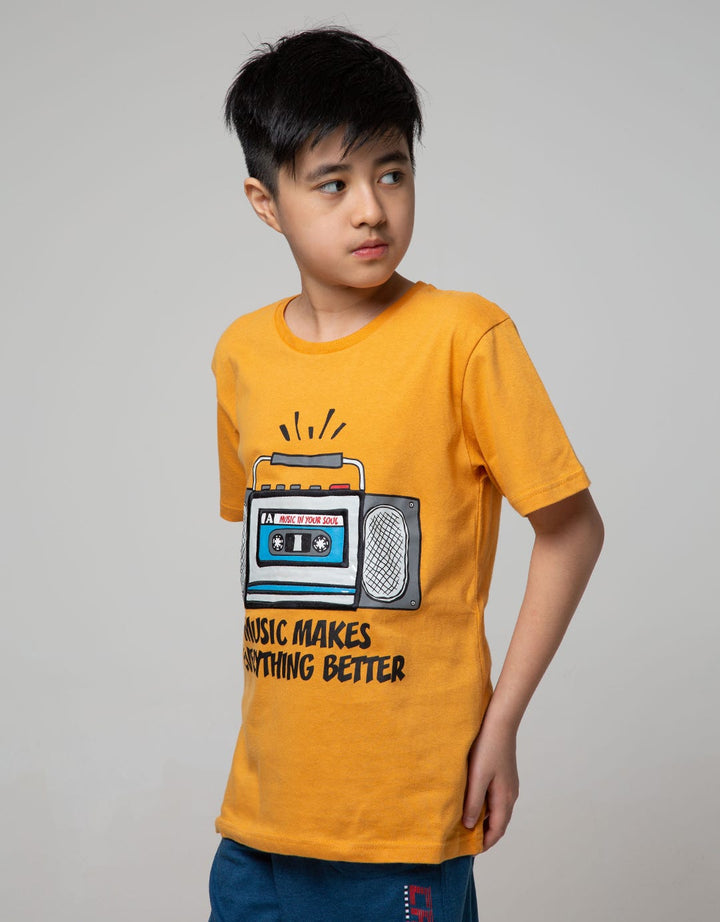 Aero T-Shirt Print Regular Aplikasi Listen Radio