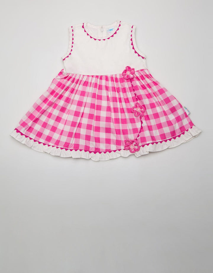 Pipiniko Short Sleeve Midi Dress 3 Button Floral Check