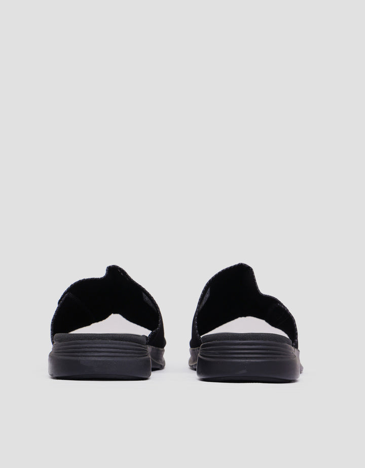 Cole Elegan Sandal Slipper Pria